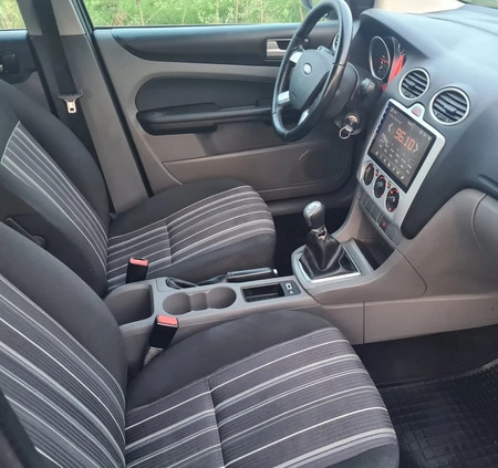 Ford Focus cena 9700 przebieg: 315000, rok produkcji 2009 z Legnica małe 326